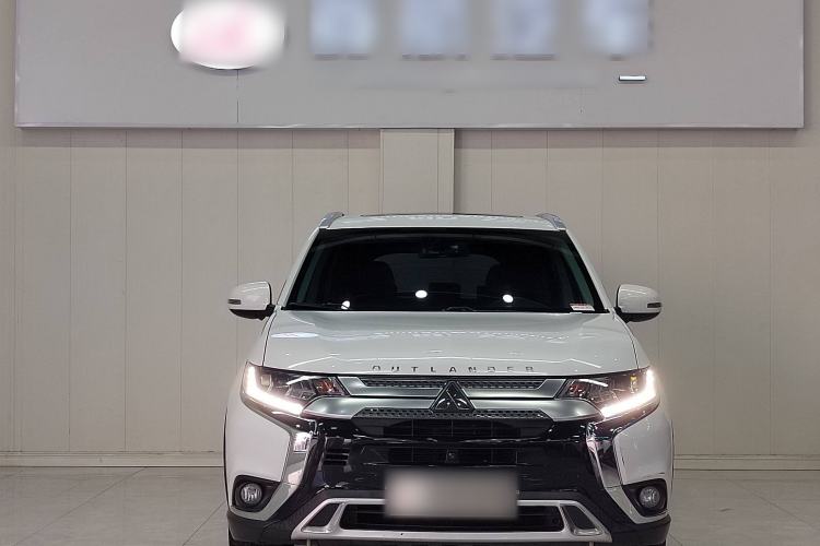 Used Mitsubishi Outlander 2020 2.4L 4x4 Zhi Xiang Edition 5 Seats
