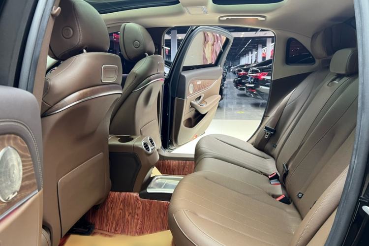 Used Mercedes-Benz E-Class 2019 E 200 L
