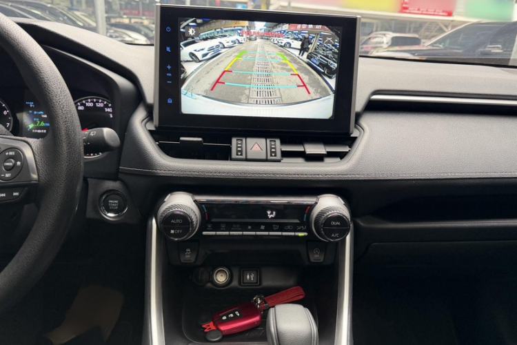 Used Toyota Wildlander 2020 2.0L CVT 4x4 Luxury Edition
