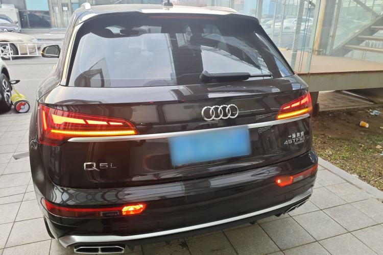 Used Audi Q5L 2022 45T Luxury Dynamic Model
