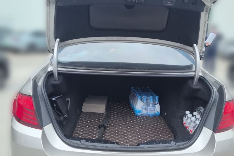 Used BMW 5 Series 2017 525Li Leading Model