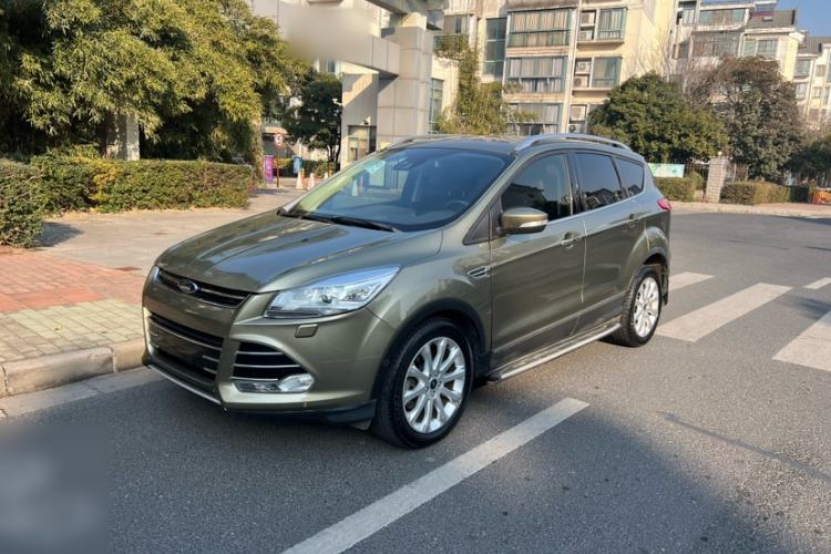 Used Ford Kuga 2015 2.0L GTDi Four-Wheel Drive Prestige Model
