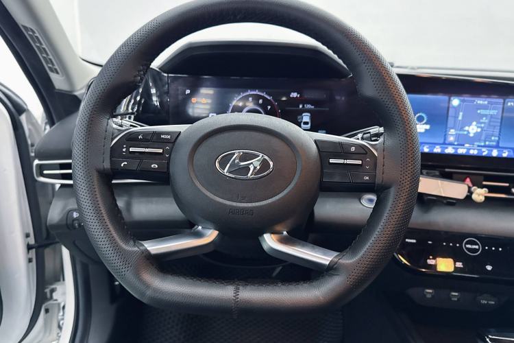 Used Hyundai Elantra 2021 1.5L CVT GLX Elite Edition
