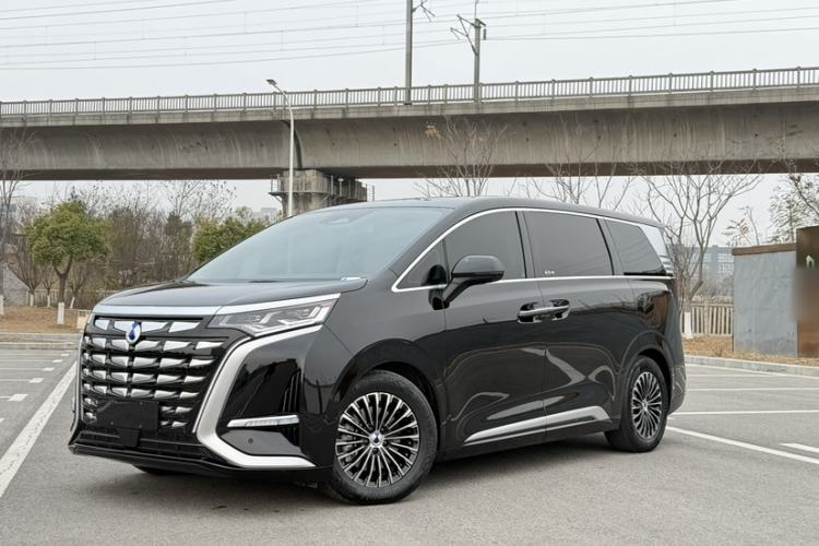 Used Denza D9 2024 DM-i 980 Four-Wheel Drive Prestige Model