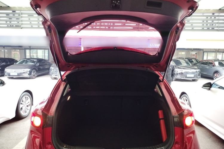 Used Mazda Mazda 3 Axela 2017 Hatchback 1.5L Automatic Comfort Model Emission Standard China V