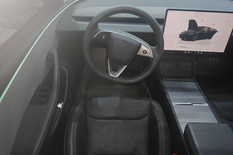 Used Tesla Model 3 2023 Rear-Wheel-Drive Version
