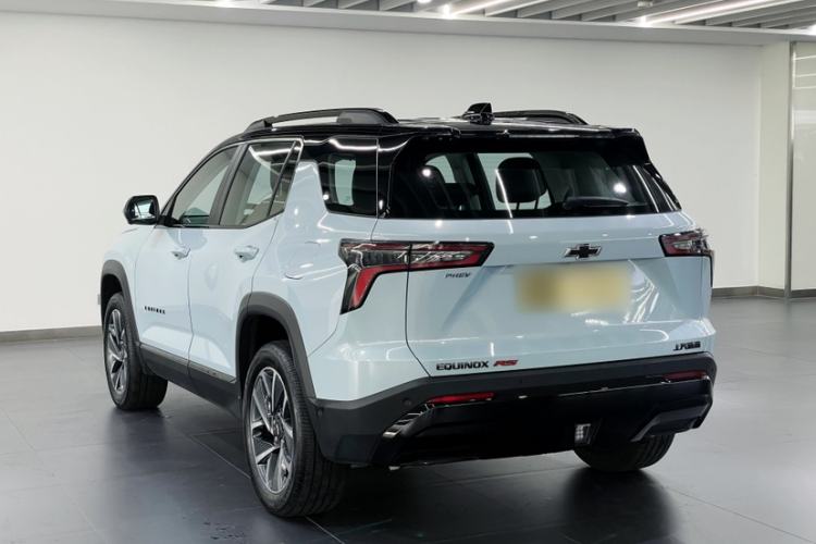 Used Chevrolet Equinox Plus 2024 102km RS Ultimate Edition