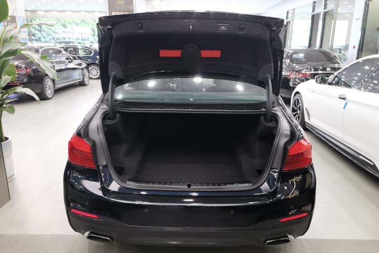 Used BMW 5 Series 2020 525Li M Sport Package
