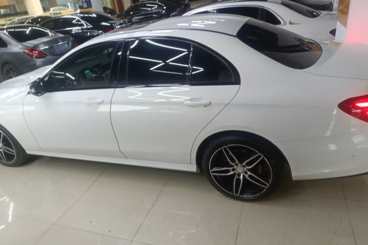 Used Mercedes-Benz E-Class 2017 Facelift E 200 Sport 4MATIC
