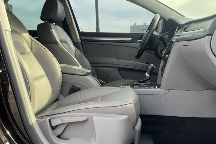 Used Skoda Superb 2013 1.8TSI Automatic Yashi Edition