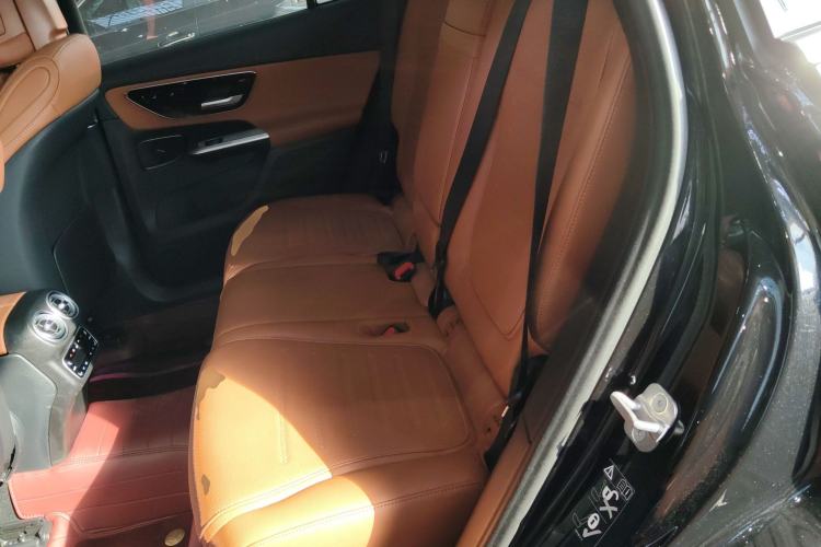 Used Mercedes-Benz GLC 2023 GLC 300 L 4MATIC Dynamic 7-Seater