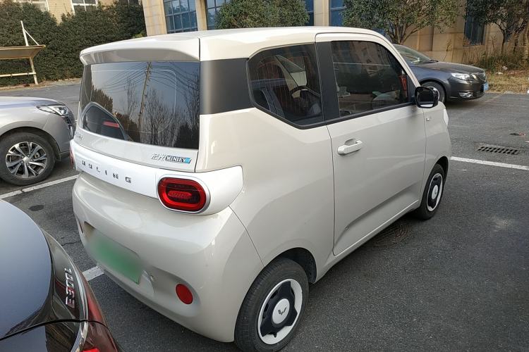 Used Wuling Hongguang MINIEV 2024 3rd Generation 215km Youth Edition

