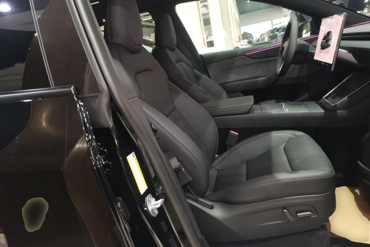 Used Tesla Model Y 2026 Rear-Drive Model
