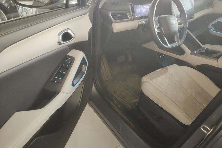 Used BYD Yuan UP 2025 Intelligent Driving Version 401 km Beyond-Range Edition
