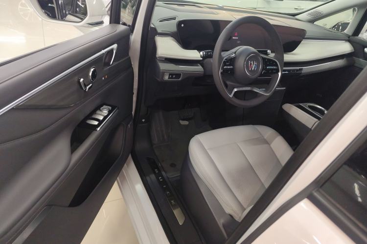 Used Buick GL8 2025 Lu Zun Deluxe Edition
