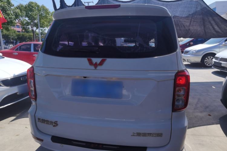 Used Wuling Hongguang 2019 1.5L S Comfort Edition China VI LAR
