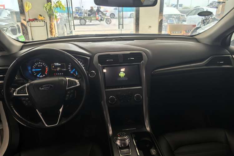 Used Ford Mondeo 2017 EcoBoost 180 Stylish Model
