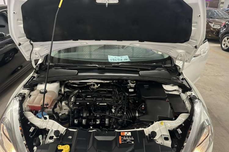 Used Ford Focus 2018 Sedan Classic 1.6L Automatic Comfort Plus Smart Drive Version
