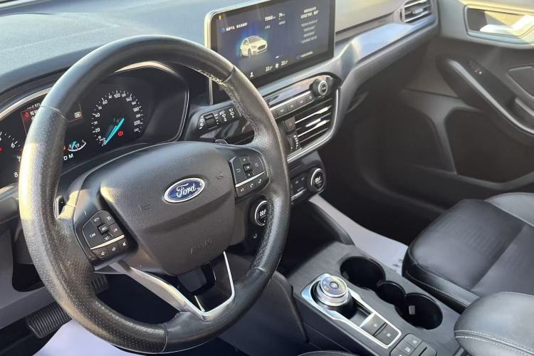 Used Ford Focus Active 2020 EcoBoost 180 Automatic Titanium Edition