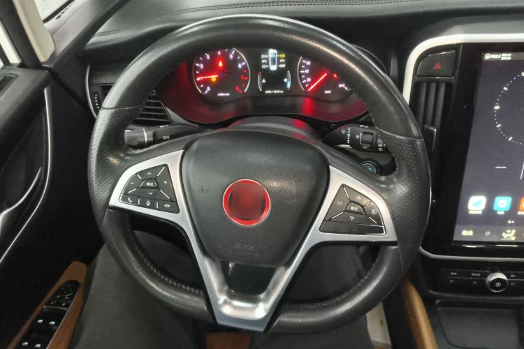 Used BYD Song MAX 2018 1.5T Automatic Smart Connect Elite Model with 6 Seats