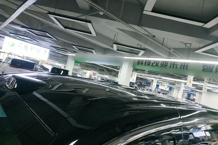 Used VOYAH Dream 2025 PHEV Four-Wheel-Drive Flagship Version – Qiankun Edition
