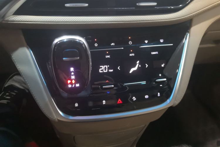 Used Buick GL8 2021 ES Land Cruiser 653T Luxury Edition
