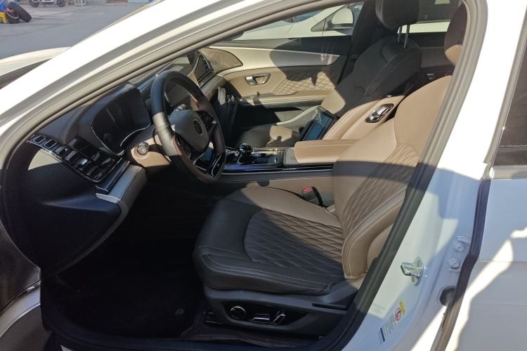 Used BYD Han 2022 EV Genesis Edition 715KM Front-Wheel-Drive Prestige Model
