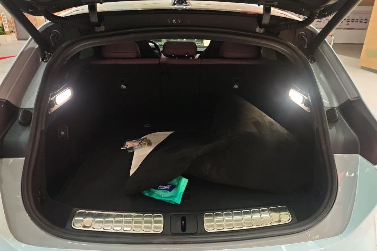 Used Nio ET5T 2023 75 kWh Touring