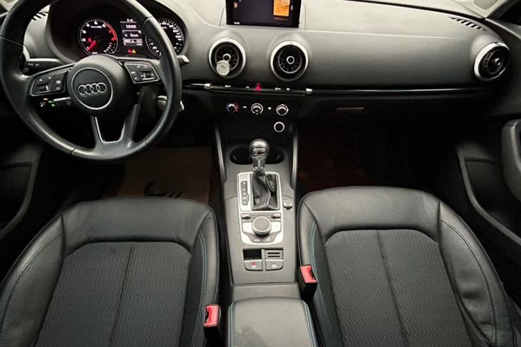 Used Audi A3 2020 Limousine 35 TFSI Fashion Edition China VI Emission Standard