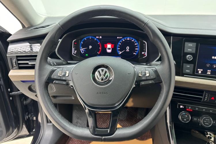 Used Volkswagen Passat 2019 330TSI Luxury Edition China VI Standard