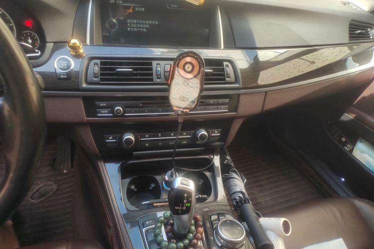 Used BMW 5 Series 2014 525Li Luxury Design Package
