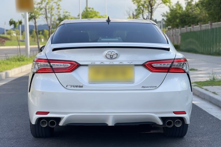 Used Toyota Camry 2021 2.0S FENGSHANG Edition
