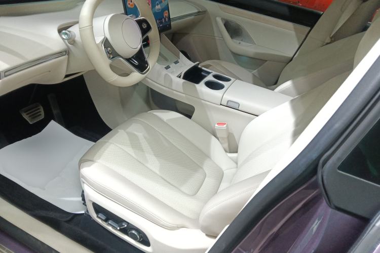 Used Hima Luxeed R7 2025 Range-Extended Version 251 km Max
