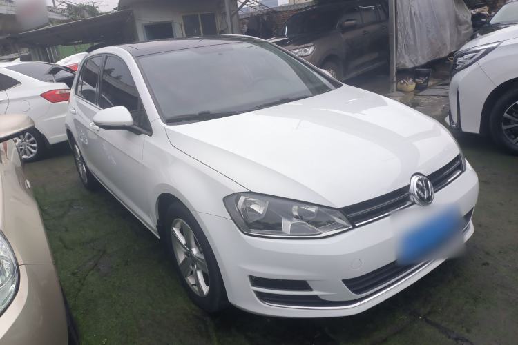 Used Volkswagen Golf 2016 230TSI Automatic Comfort Version
