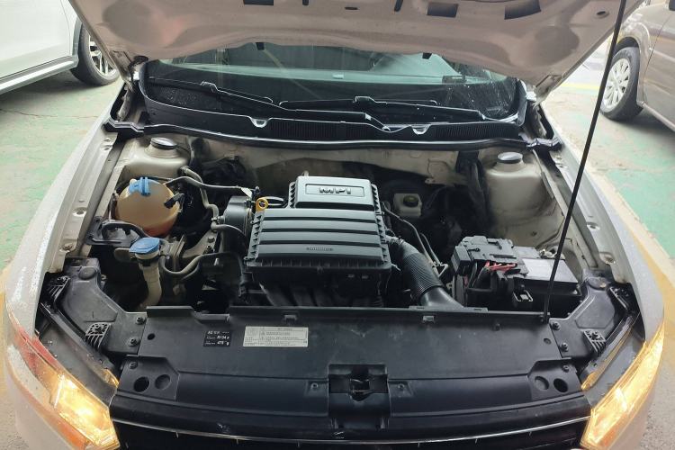 Used Volkswagen Bora 2016 1.6L Automatic Comfort Model
