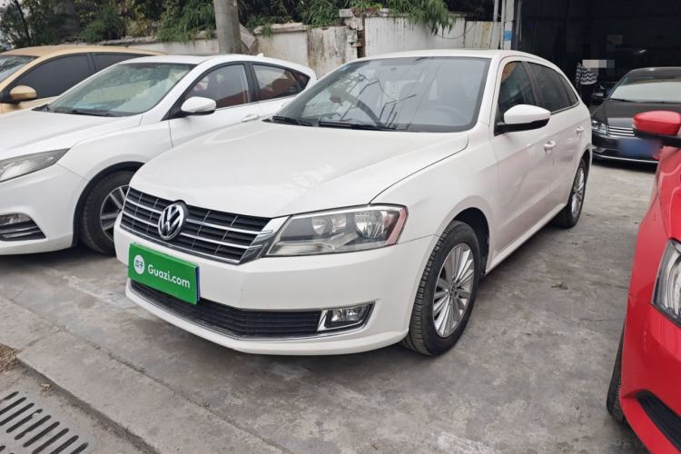 Used Volkswagen Gran Lavida 2013 1.4 TSI Automatic Comfort Model
