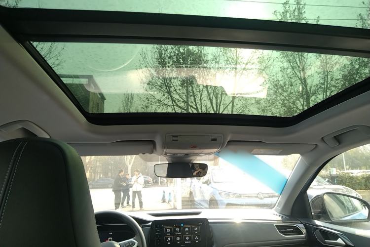 Used Volkswagen Tharu 2025 NewRui 300TSI Prestige Edition