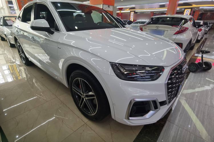 Used Audi Q5L Sportback 2021 40 TFSI Fashion Model

