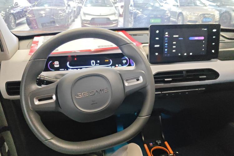 Used Geely Galaxy Panda 2024 Panda Mini 200km Endurance Bear
