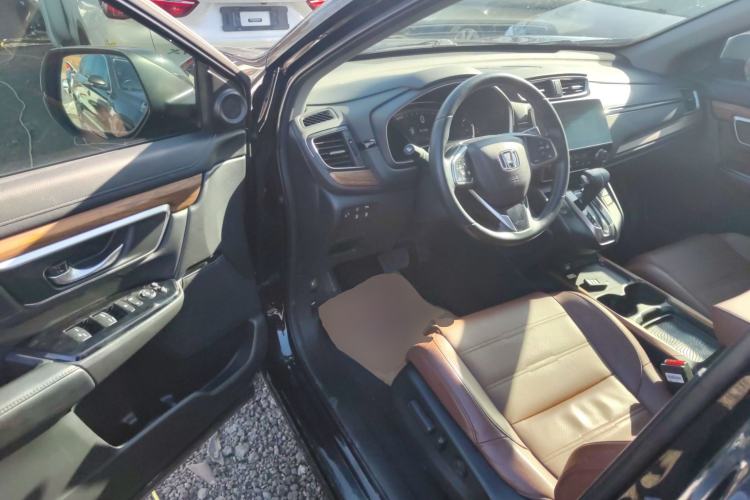 Used Honda CR-V 2021 240TURBO CVT 2WD Fashion Edition
