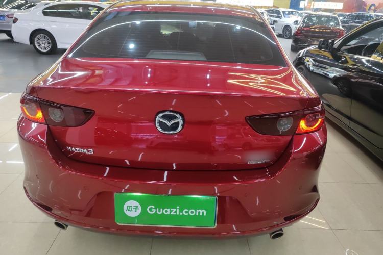 Used Mazda Mazda 3 Axela 2020 1.5L Automatic Luxury Version
