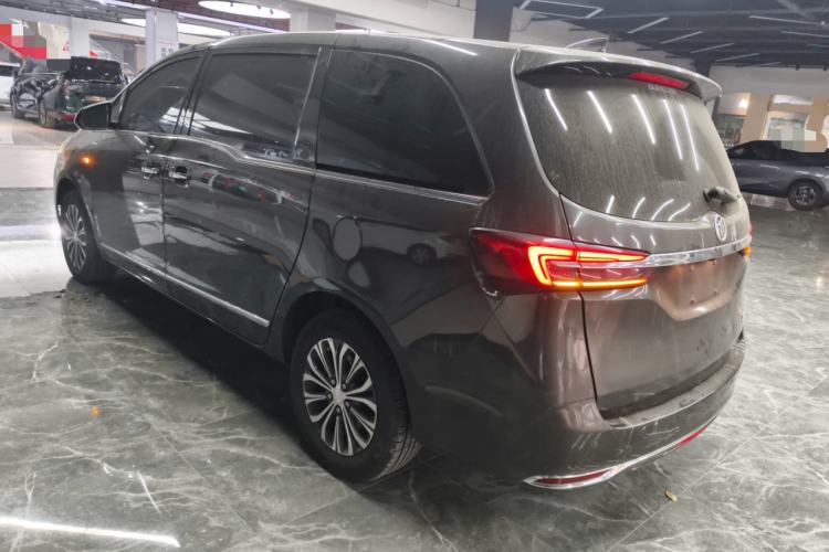 Used Buick GL8 2021 Land Cruiser Executive Class 652T Luxury Model
