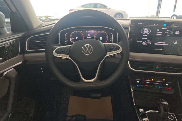 Used Volkswagen Tayron 2023 330TSI Two-Wheel-Drive Luxury Plus Advanced Version
