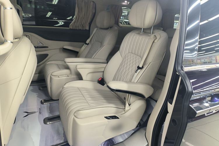 Used VOYAH Dream 2024 PHEV Ultra-Long Range Flagship Edition
