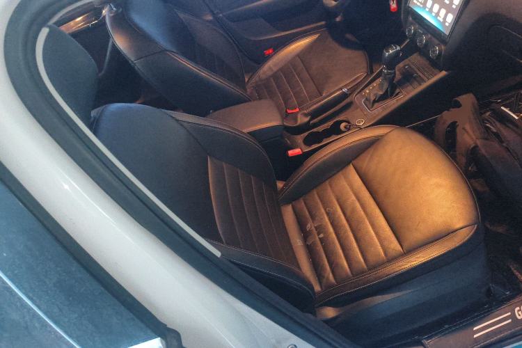 Used Skoda Octavia 2017 1.6L Automatic Smart Drive Edition
