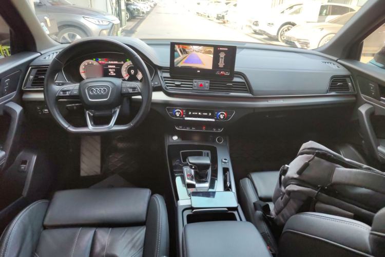 Used Audi Q5L 2022 40T Fashionable and Dynamic Model
