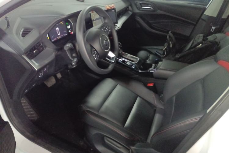 Used MG 5 2023 180 DVVT CVT Luxury Edition
