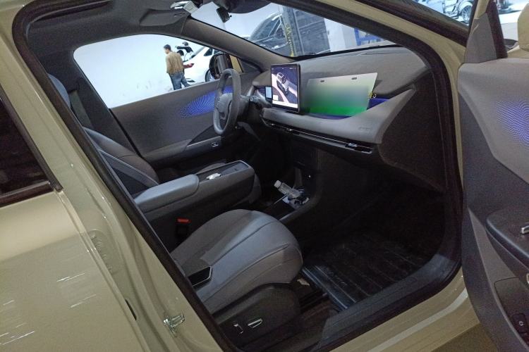 Used Dongfeng NAMMI 06 2025 471 Ultra
