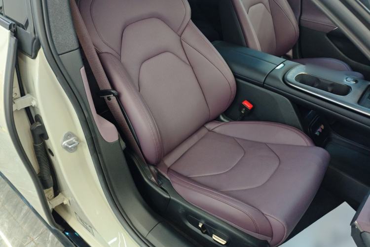 Used  SU7 2024 Rear-Drive Ultra-Long Range Advanced Pro-Level Intelligent Driving Version
