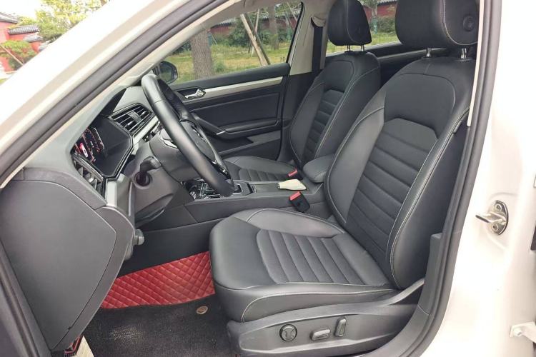 Used Volkswagen Lamando 2021 Facelift 280TSI DSG Comfort Edition (Manual Air Conditioning)
